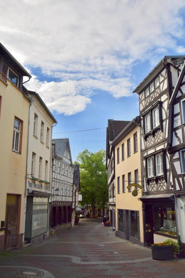Ferienwohnung Im kleinen Stil ll Linz am Rhein Exterior foto