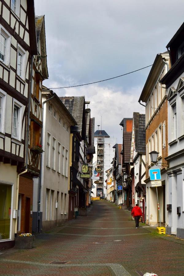 Ferienwohnung Im kleinen Stil ll Linz am Rhein Exterior foto